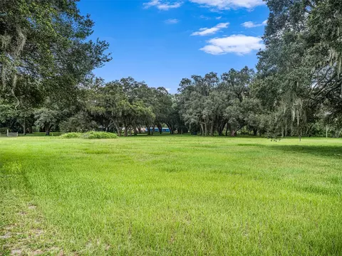 37331 Jernstrom Ln, Zephyrhills, FL 33541