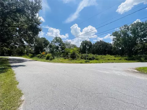 9938 River Dr, Gibsonton, FL 33534