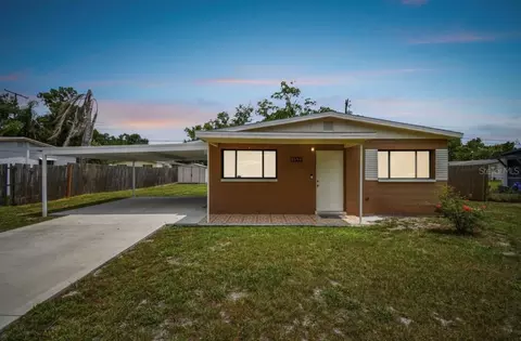 8413 Pinewood St, Tampa, FL 33615