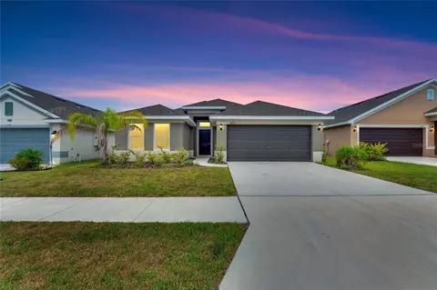 14917 Imperial Purple Ln, Wimauma, FL 33598