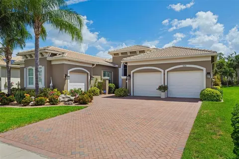 5074 Stone Harbor Cir, Wimauma, FL 33598