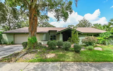 1901 E Timberlane Dr, Plant City, FL 33563