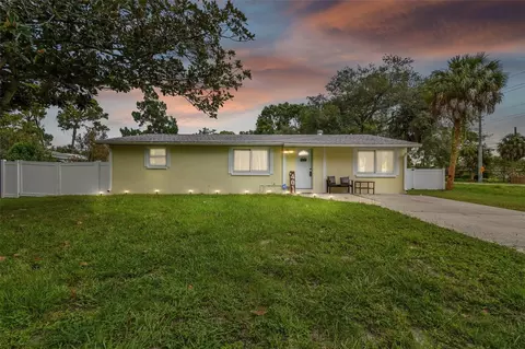 401 4th Ave SW, Ruskin, FL 33570