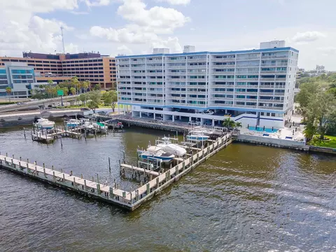 2 Adalia Ave #302, Tampa, FL 33606