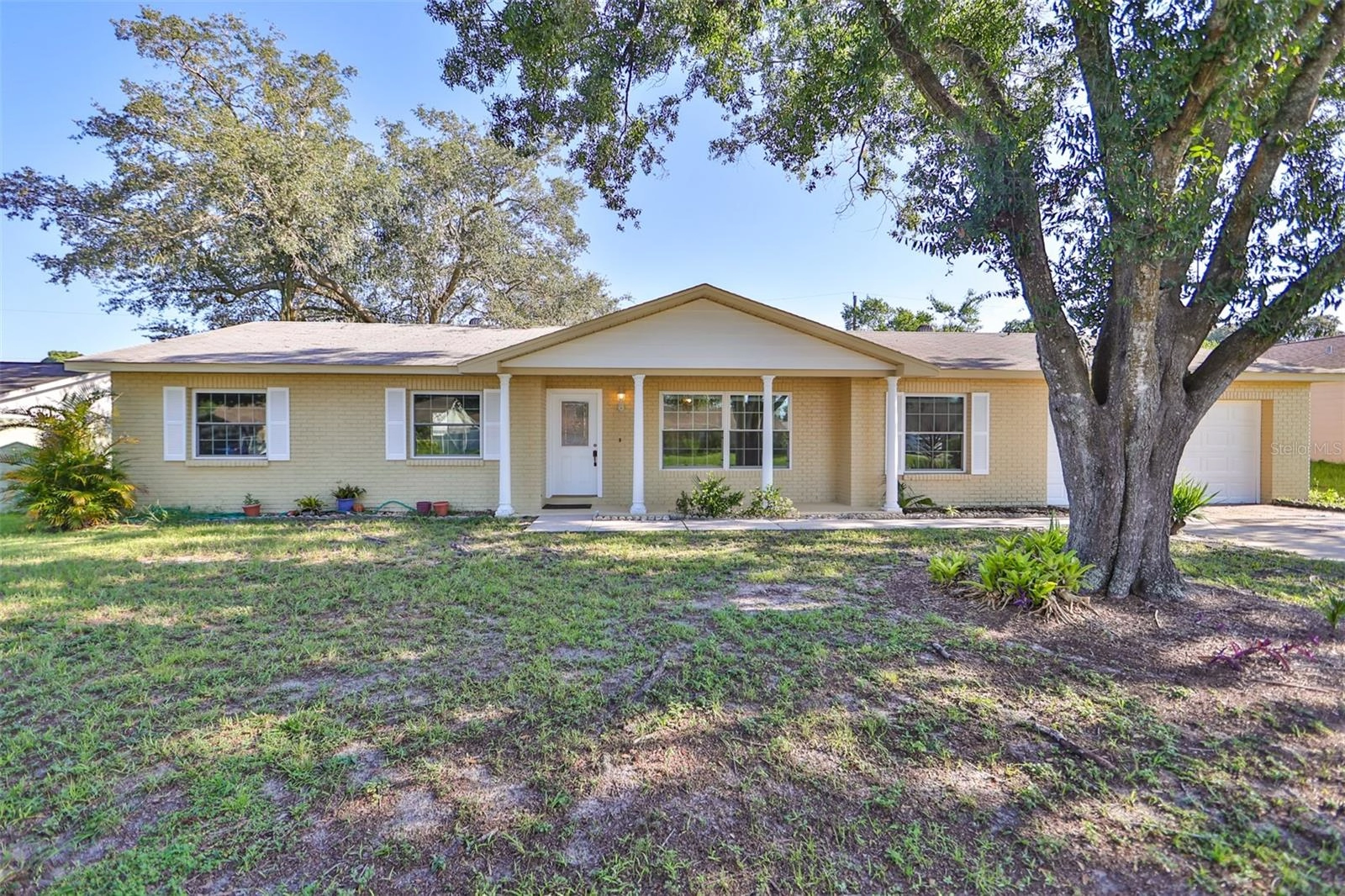 118 Jeffrey Dr, Brandon, FL 33511 photo 1