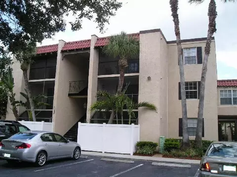 5305 San Sebastian Ct #225, Tampa, FL 33609