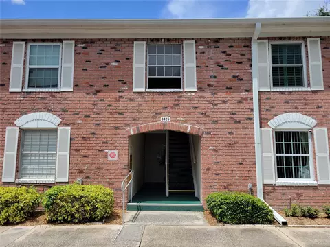 3425 41st Ter S #203, Saint Petersburg, FL 33711