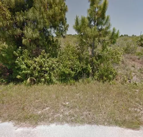 15377 Hennipen Cir, Port Charlotte, FL 33981