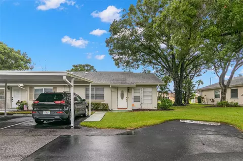 2241 Grenadier Dr, Sun City Center, FL 33573