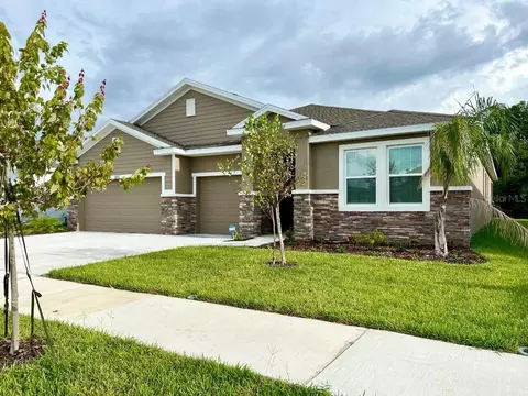 13992 Wineberry Dr, Dade City, FL 33525