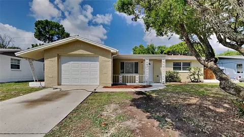 1339 Dartmouth Dr, Holiday, FL 34691