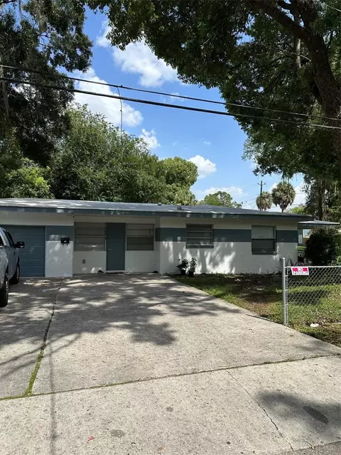 1102 E River Cove St, Tampa, FL 33604