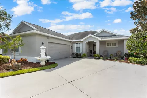 3336 Steinbeck Pl, Plant City, FL 33566