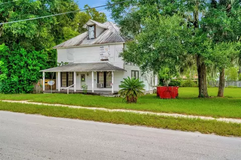 13910 14th St, Dade City, FL 33525