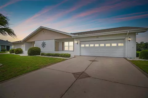 1312 Bluewater Dr, Sun City Center, FL 33573