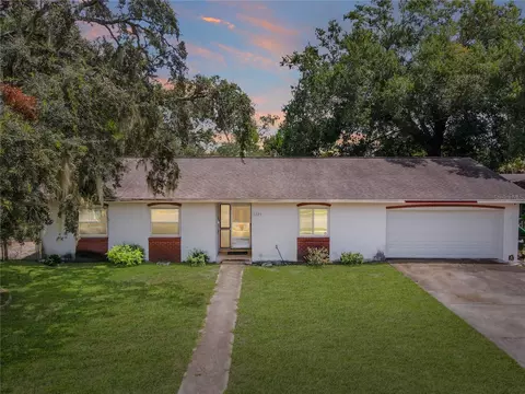 2225 Le Havre Blvd, Orlando, FL 32808