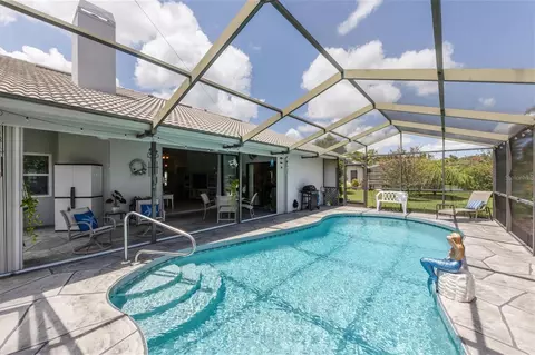 5969 Rachele Dr, Sarasota, FL 34243