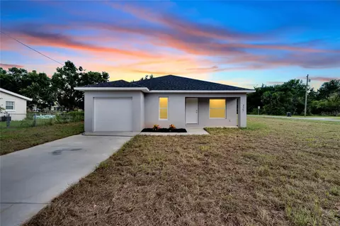 327 Tyler St, Lake Wales, FL 33859