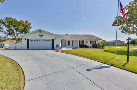 101 Kenley Way, Sun City Center, FL 33573