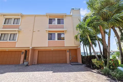 531 Haven Point Dr, Treasure Island, FL 33706