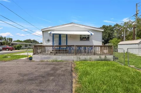 39133 Hillcrest Dr, Zephyrhills, FL 33542
