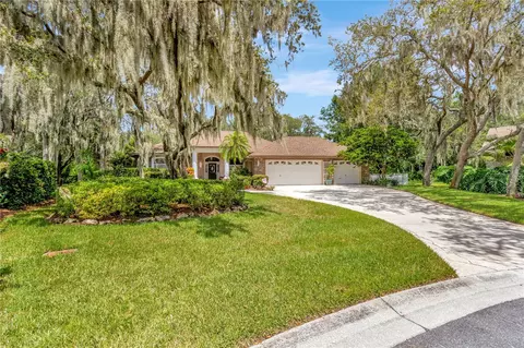 3503 Oak Club Ct, Plant City, FL 33566