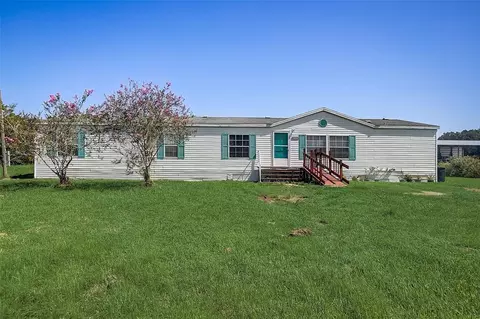 38312 Baltimore Ave, Zephyrhills, FL 33540