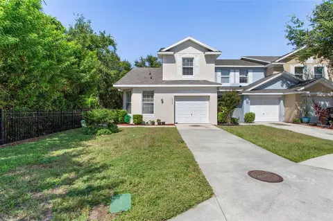 9902 Carlsdale Dr, Riverview, FL 33578