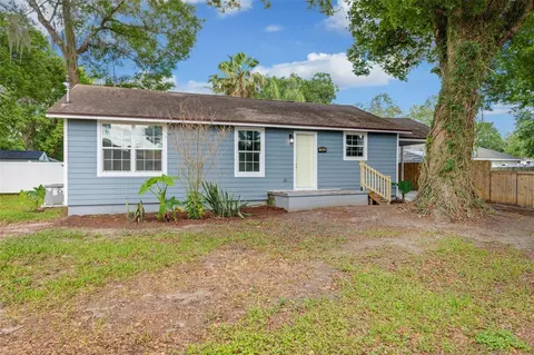 5520 21st St, Zephyrhills, FL 33542
