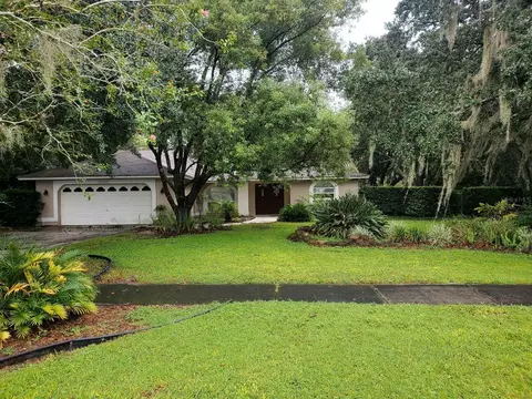12201 Count Pl, Thonotosassa, FL 33592