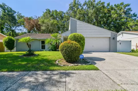 719 Regent Cir S, Brandon, FL 33511