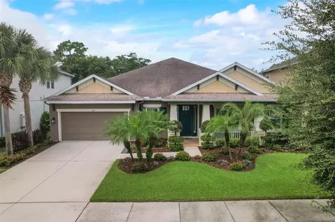 935 Heritage Groves Dr, Brandon, FL 33510
