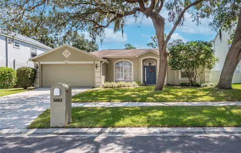 3605 Elk Ridge Ln, Valrico, FL 33596
