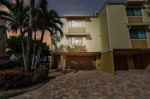 502 Sandy Hook Rd #502, Treasure Island, FL 33706