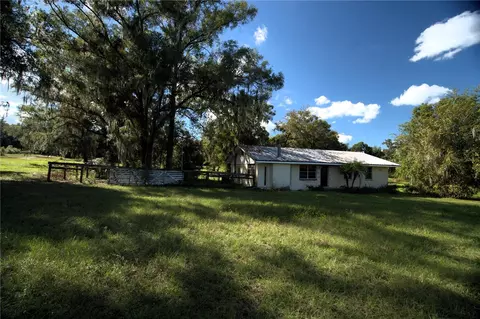 39999 Sumner Lake Rd, Dade City, FL 33525