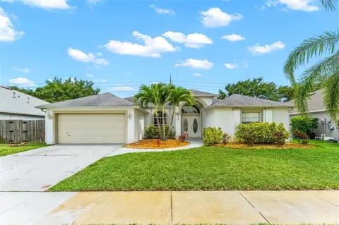 2640 Aston Cir, Melbourne, FL 32940