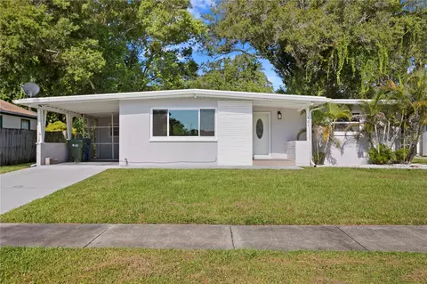 421 Cork St, Largo, FL 33770