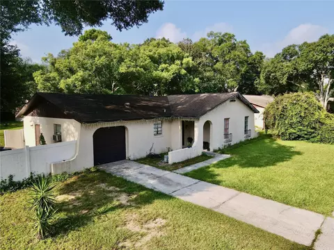 2049 Ronald Cir, Seffner, FL 33584