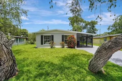 1095 Maxey Dr, Winter Garden, FL 34787