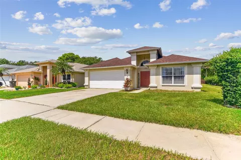 2001 Avalon Cove Ct, Brandon, FL 33511