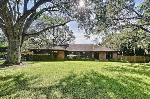 911 Stanberry Dr, Brandon, FL 33511