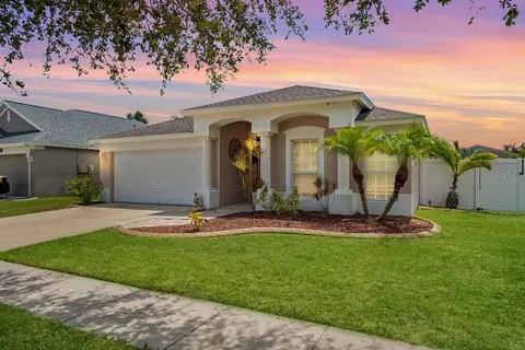 11531 Misty Isle Ln, Riverview, FL 33579