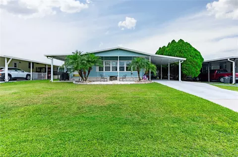 5727 Apache St, Zephyrhills, FL 33542