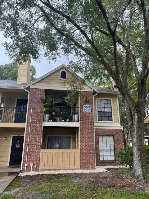 8643 Mallard Reserve Dr #202, Tampa, FL 33614