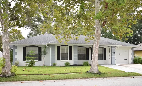 1922 Tarpon Ct, Wesley Chapel, FL 33543