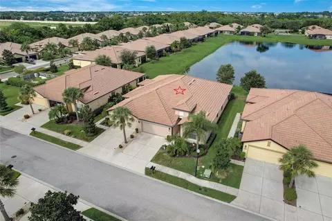 5410 Sunset Falls Dr, Apollo Beach, FL 33572