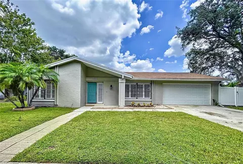 10615 Willowbrae Dr, Tampa, FL 33624