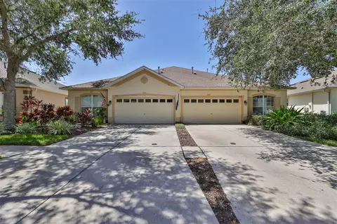 7437 Surrey Pines Dr, Apollo Beach, FL 33572