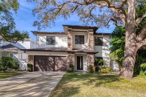 3101 W Sunset Dr, Tampa, FL 33629