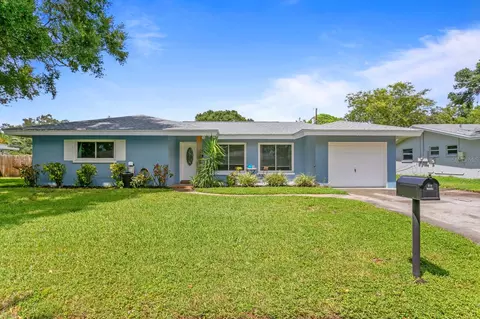 2553 Forest Pkwy S, Largo, FL 33771